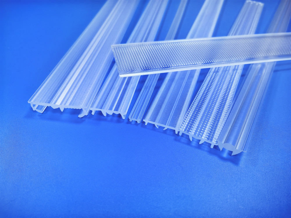 Precise Extruded Lens